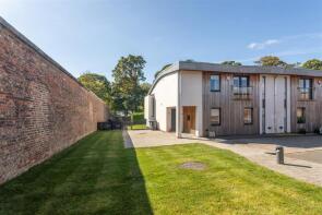 8, Heritage Gardens, High Gosforth Park, Newcastle Upon Tyne NE3 5AF