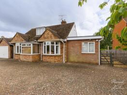 Broadlands, Leckhampstead Road, Buckingham MK18 5HG