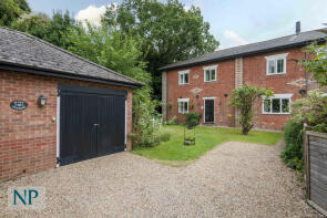 15, Maltings Close, Bures CO8 5EJ