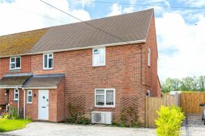 3, Holt Cottages, Thatcham RG19 8BH
