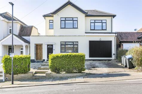 Oak Avenue, Enfield