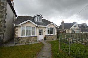 Curnow House, Road From Halfway House To Junction At London Wells Farm, Penryn TR10 9DX