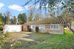Beechcroft, Bellwether Lane, Outwood RH1 5QD
