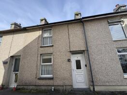 4, Osmund Terrace, Penrhyndeudraeth LL48 6PA