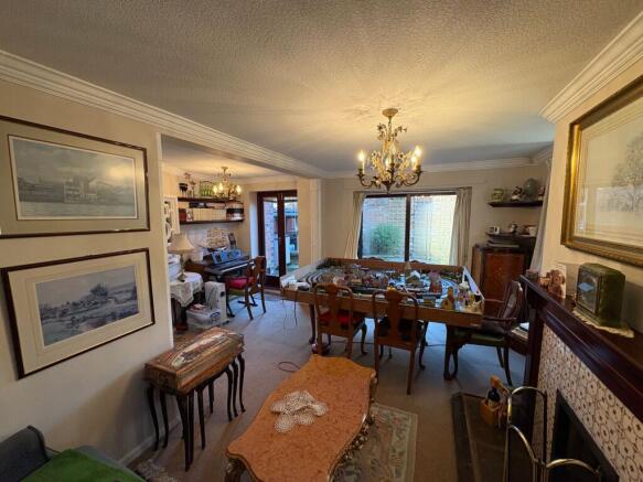 Living/Dining Area