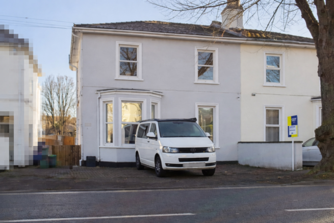 NEW 302 Gloucester