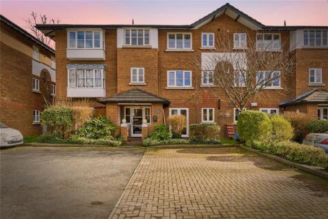 Kingsworthy Close, KINGSTON UPON THAMES, Surrey, KT1