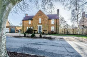 9, Earl Of Bandon Avenue, Fakenham NR21 7DQ