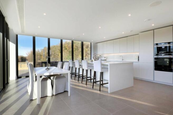 Kitchen/Breakfast