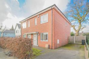 18, Webb Grove, Hockley Heath, Solihull B94 5BN