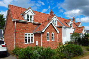 2 Holly Cottage, William Close, Woodbridge IP12 2SA