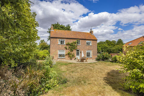 Manor Farm House, Main Street, Scarrington, Nottinghamshire NG13 9BQ