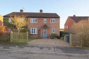 9, Sandpit Hill Cottages, Cholesbury Lane, Tring HP23 6NF