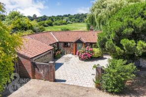 White Horse Lodge, White Horse Mews, White Horse Lane, Trowse NR14 8TG