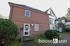 17, Cavendish Manor, Cavendish Road, Bournemouth BH1 1RE
