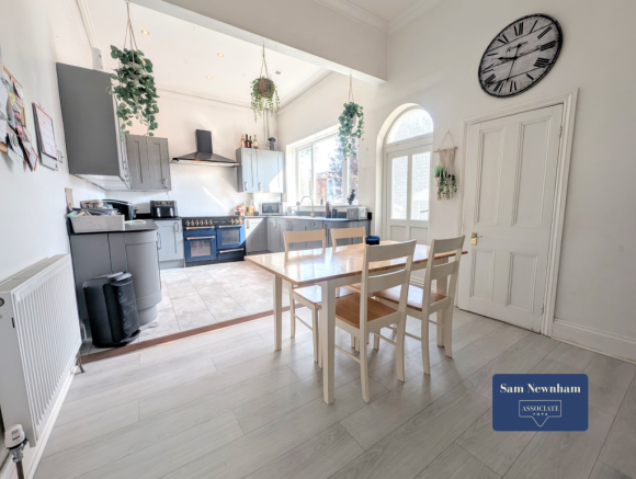 Kitchen/Breakfast Room