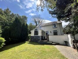 Gloddaeth View, Gilfach Road, Bryn Pydew, Llandudno Junction LL31 9JX