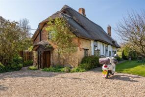 Jasmine House, Road Running From The Old Post Office To Pond Farm, Holton, Oxford OX33 1PU