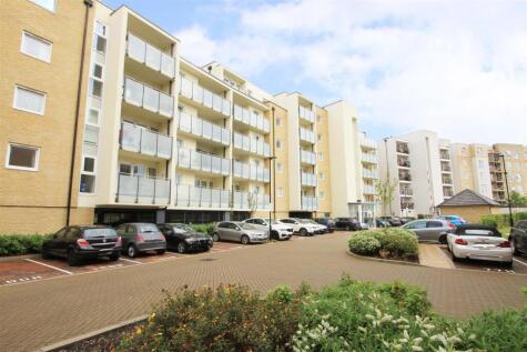 Walsham Court, Ickenham, UB10