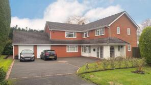 11, Vercourt, Sutton Coldfield B74 3XE