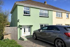 53, Coombs Drive, Milford Haven SA73 2NU