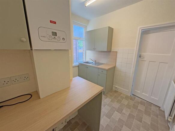 Kitchen A2.jpg