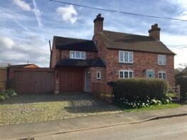 82, Barton Road, Nuneaton CV13 6NB