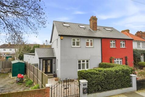 Twining Avenue, Twickenham, TW2