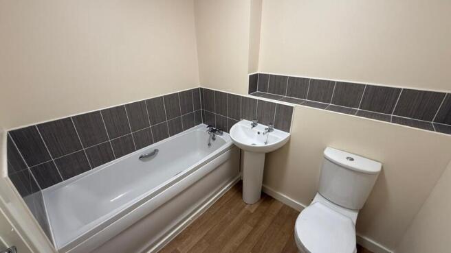 Bathroom (3).jpeg