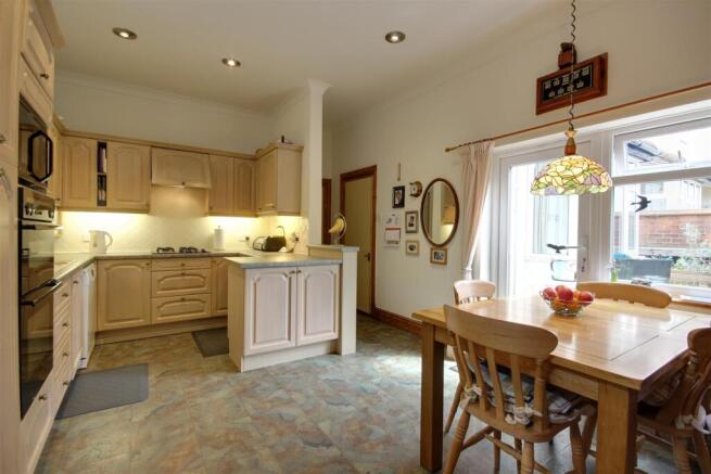 Breakfast Kitchen