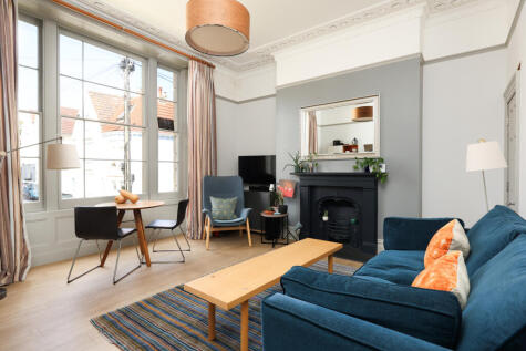 Wellington Park, Clifton, BS8