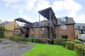 Flat 5b, 575 Kings Court, Bath Road, Longford, West Drayton UB7 0EH