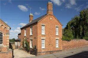 32, Main Street, Market Harborough LE16 8DT