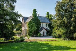 The Old Vicarage, Road Past St Giles Church, Launceston PL15 9SF