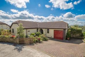 Nutwood, Road From Village Cross To Burrow Plot Cross, Crediton EX17 6AY