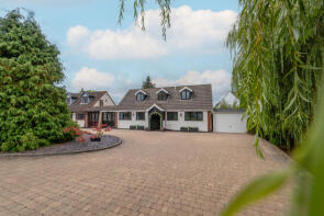 11 Highfields, Shenton Lane, Nuneaton CV13 6JD
