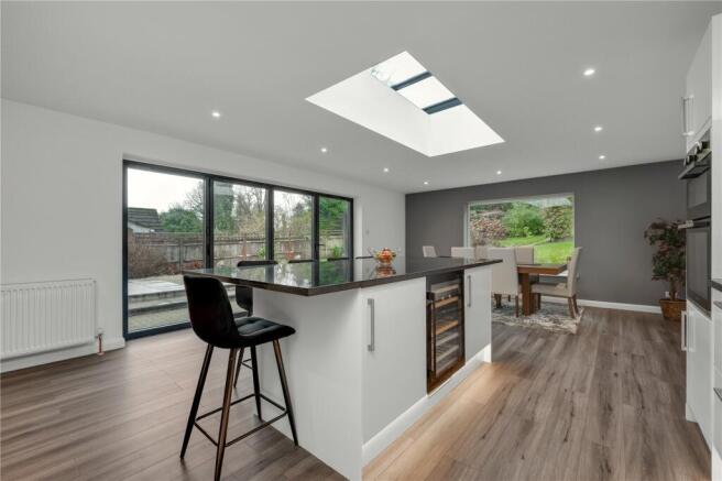 Kitchen/Dining