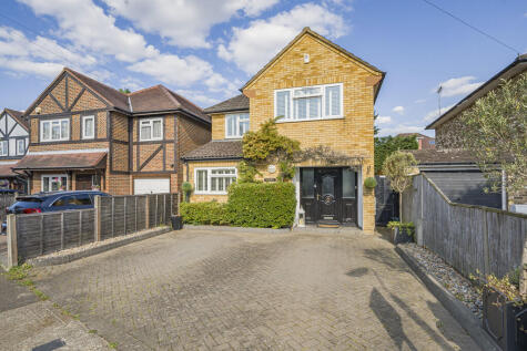 Parkway, North Hillingdon