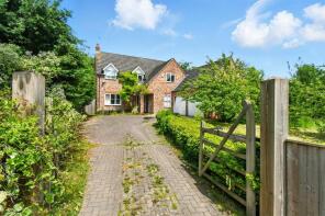 Farleigh, Main Street, Elvington, York YO41 4AG