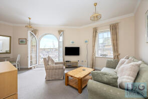 39, Starboard Court, Brighton Marina, Brighton BN2 5UX