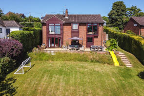 36 The Lookout, Haw Lane, High Wycombe HP14 4JJ