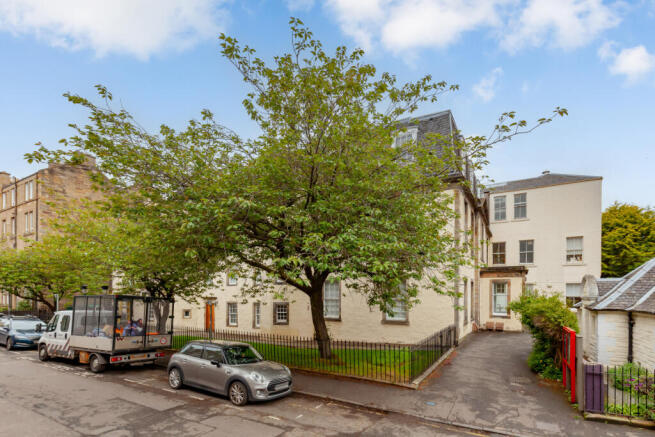 Flat 2, 15 Orwell Place, Edinburgh, EH11 2AD