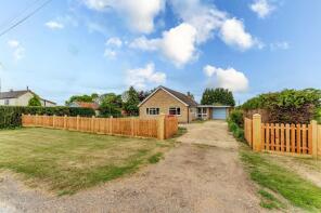 Homeview, Upgate Street, Carleton Rode NR16 1NJ