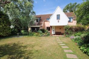 Tudors End, North End Road, Taunton TA4 4JB