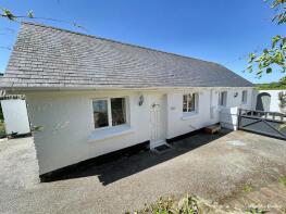 1, Pendower Road, Veryan TR2 5QL