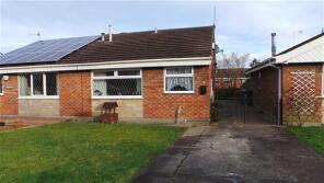 9, Ramshaw Grove, Longton, Stoke-on-trent ST3 5TD
