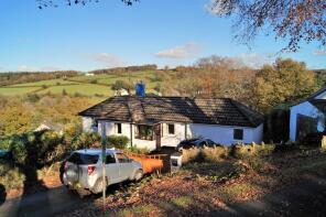 Highmoor House, Road Past Skylark Inn, Yelverton PL20 6JB