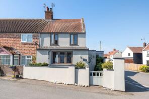 Salty Dogs, King Street, Winterton-on-sea NR29 4AT