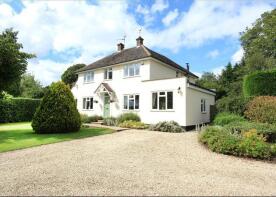 Hayford, Parrotts Lane, Tring HP23 6ND