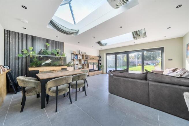 Sitting / Dining Room